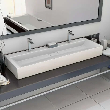 Lavabo collectif Geberit Publica
