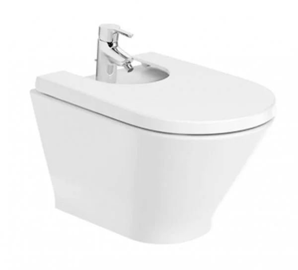 Wall-hung bidet with hidden fixations