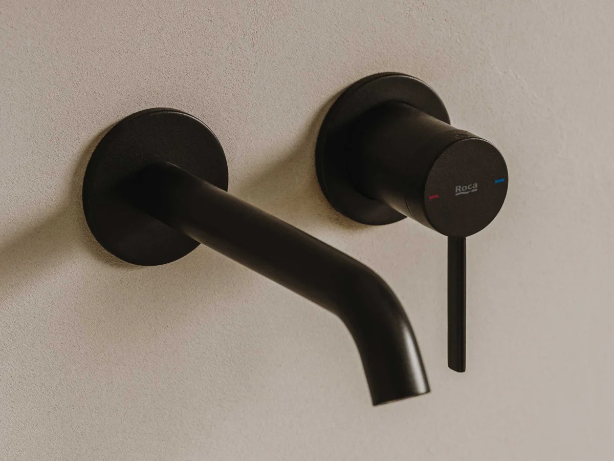 Built-in basin mixer. 230 mm long spout. Waste not included.