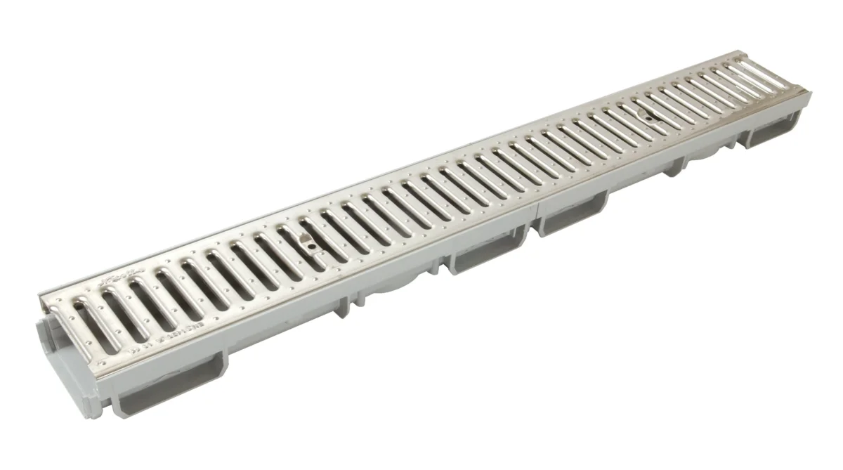 Caniveau bas longueur 1 m en PVC gris clair avec 1 grille passerelle inox 304