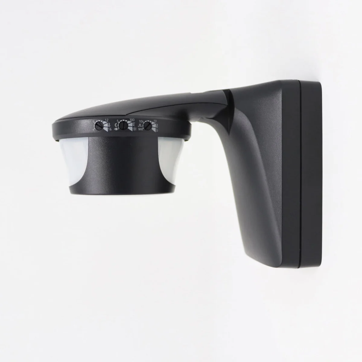 theLuxa P220